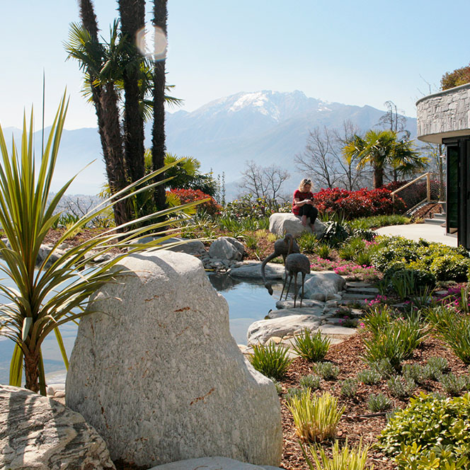 yoga im tessin mit blick ueber den lago maggiore 5